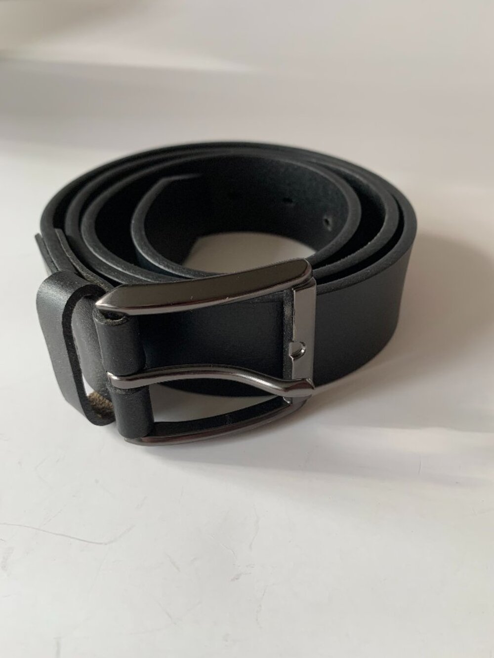 HAGGAR MENS LEATHER BLACK BELT SIZE M(34-36) Style 11HH020001